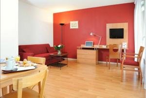 embl�me de l'�tablissement S�jours & Affaires Lyon Park Aven