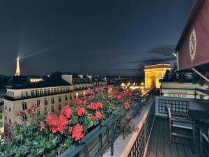 embl�me de l'�tablissement Napoleon Paris