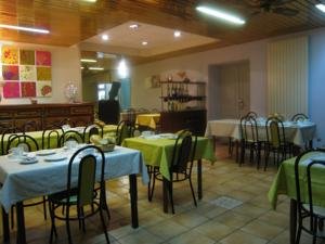 Restauration et boissons : H�tel Restaurant La R�gence