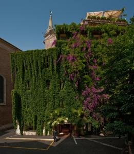 embl�me de l'�tablissement Hotel Raphael - Relais & Ch�teaux